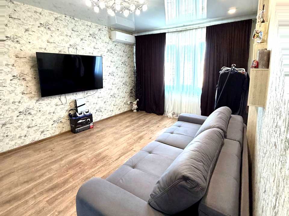 1879114348578918