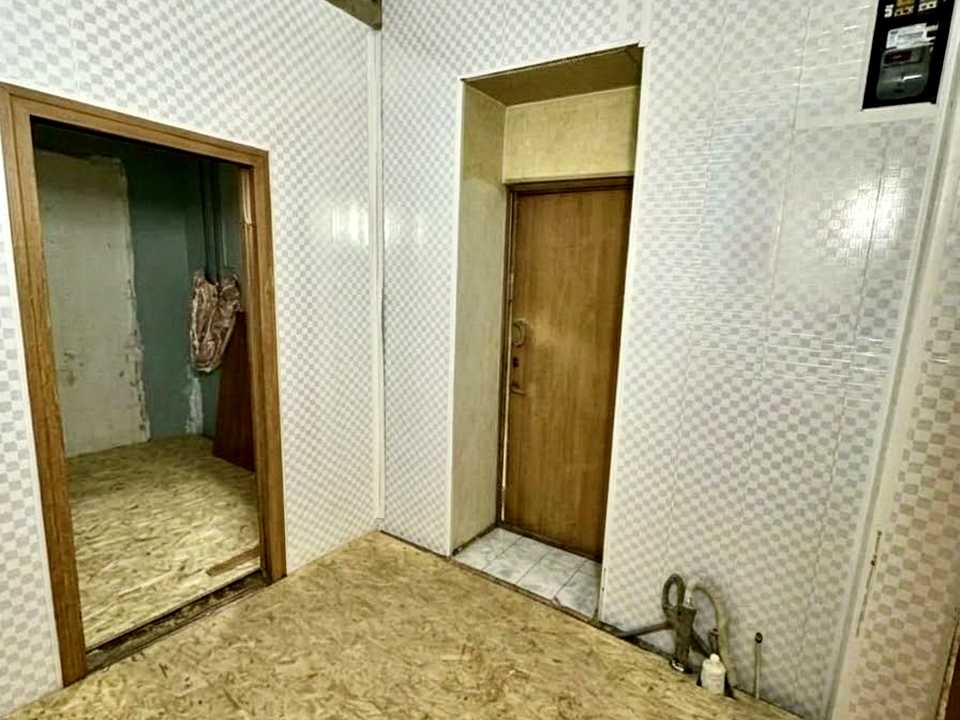 1879136340127357