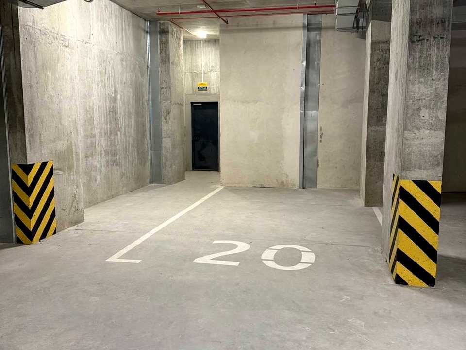 1879188576138213