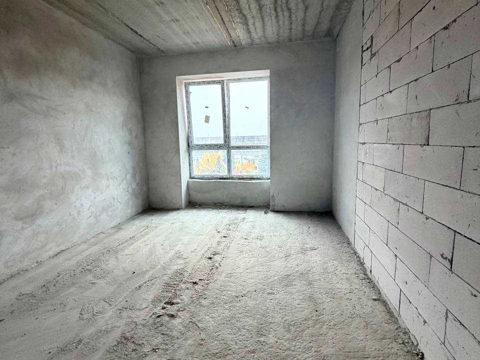 1879218668042993