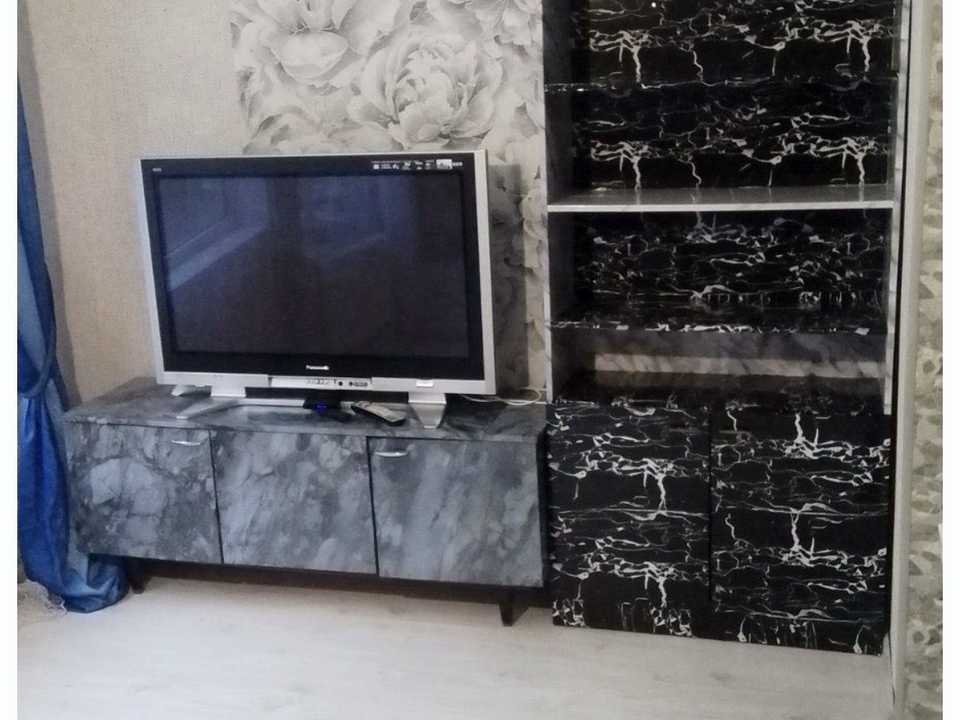 1879325276287686