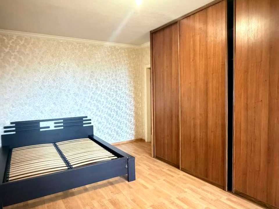 1879371917038121
