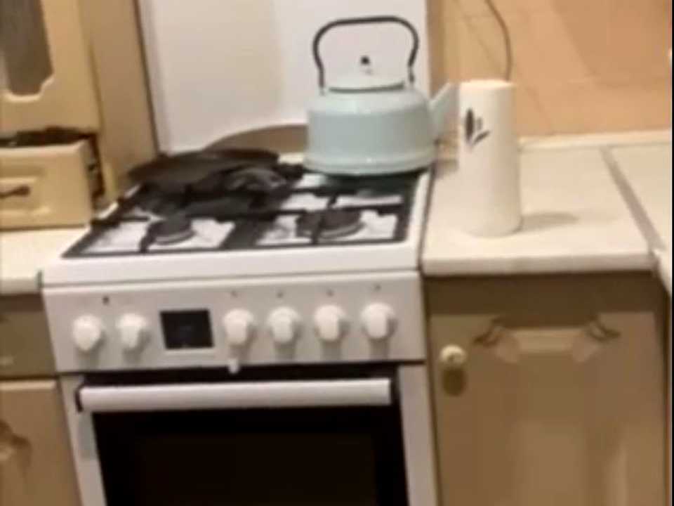 1879396594202357