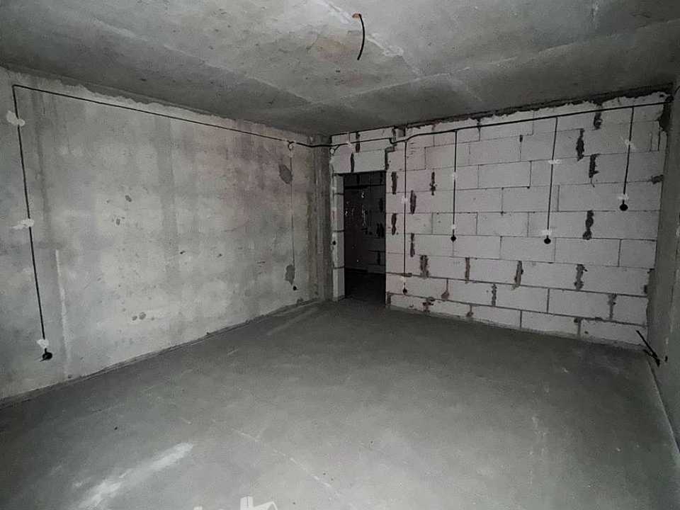 1879463063577904