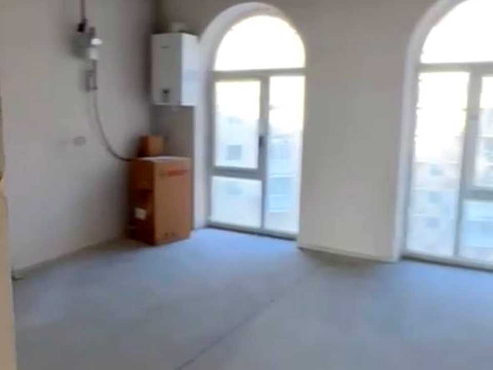 1879464015708926