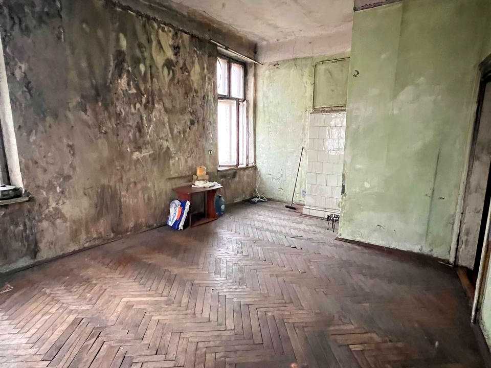 1879479386105800