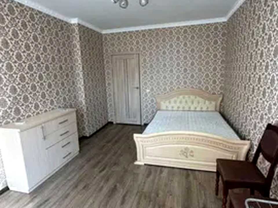 1879480967681110
