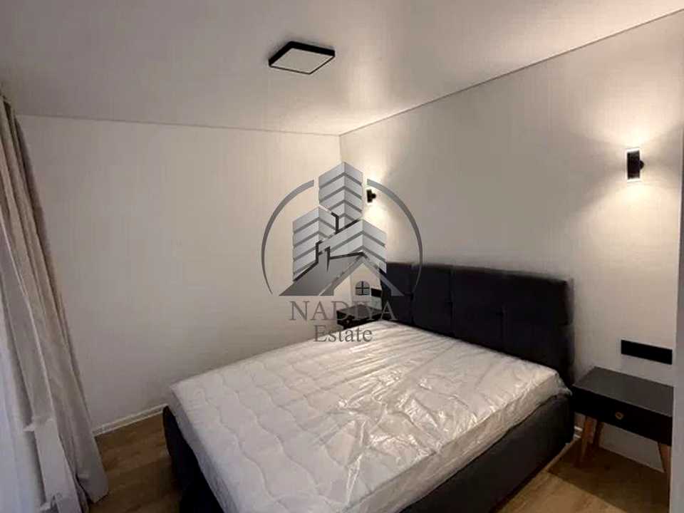 1879497012876153