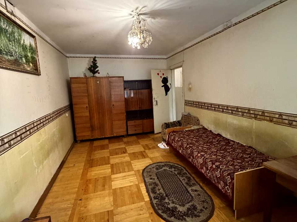 1879553663736203