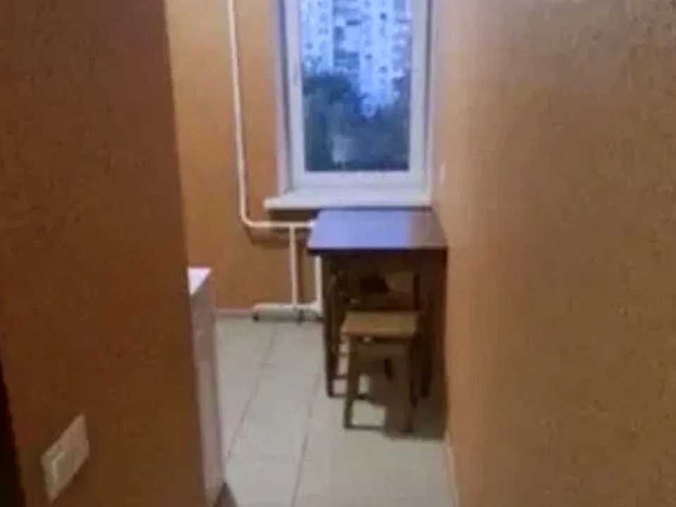1879569469775795