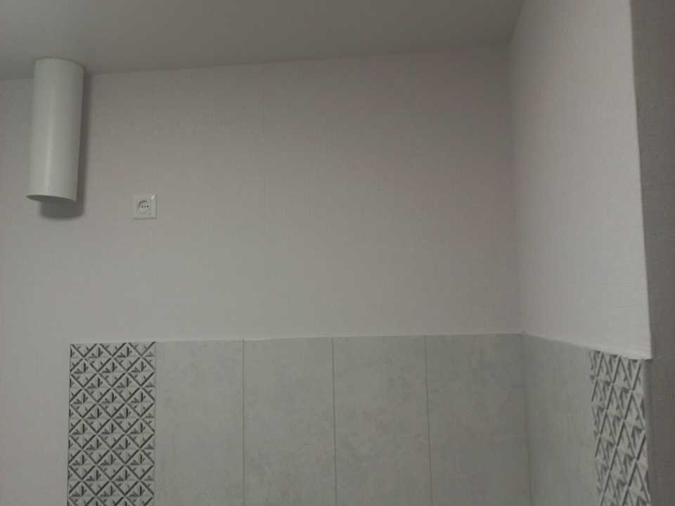 1879573618018324