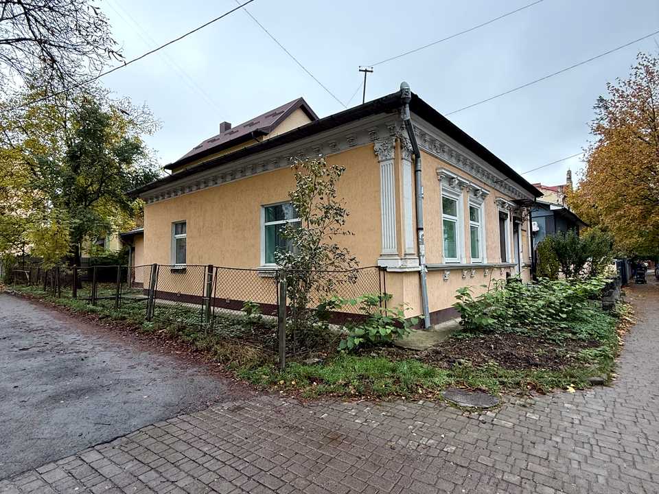 1879577893439934