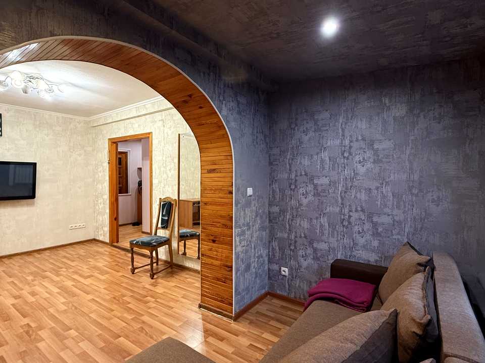 1879578740108370