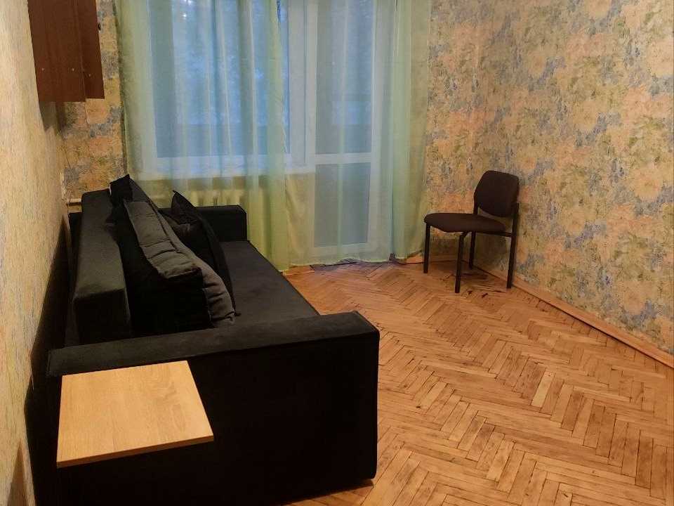 1879589910236676