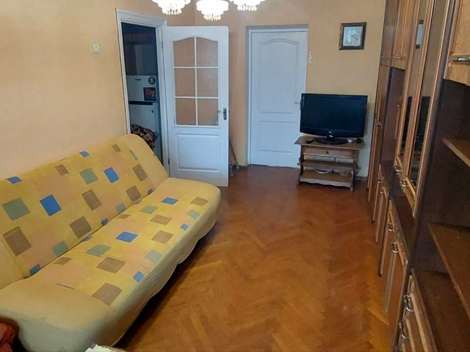 1879653055442433