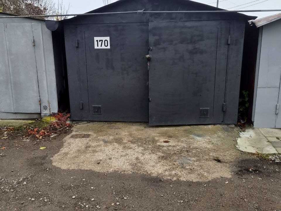 1879670554736242