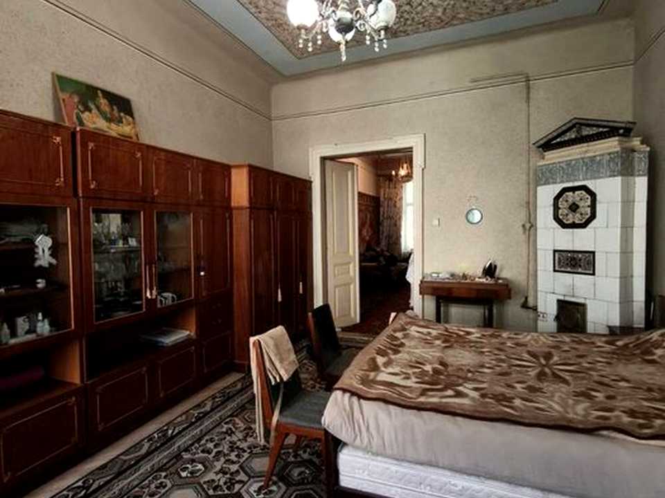 1879674111677928.jpg