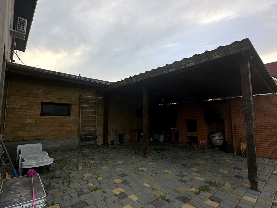 1879674931271400