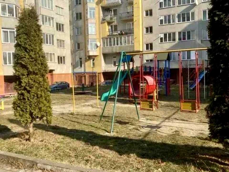 1879691087578236