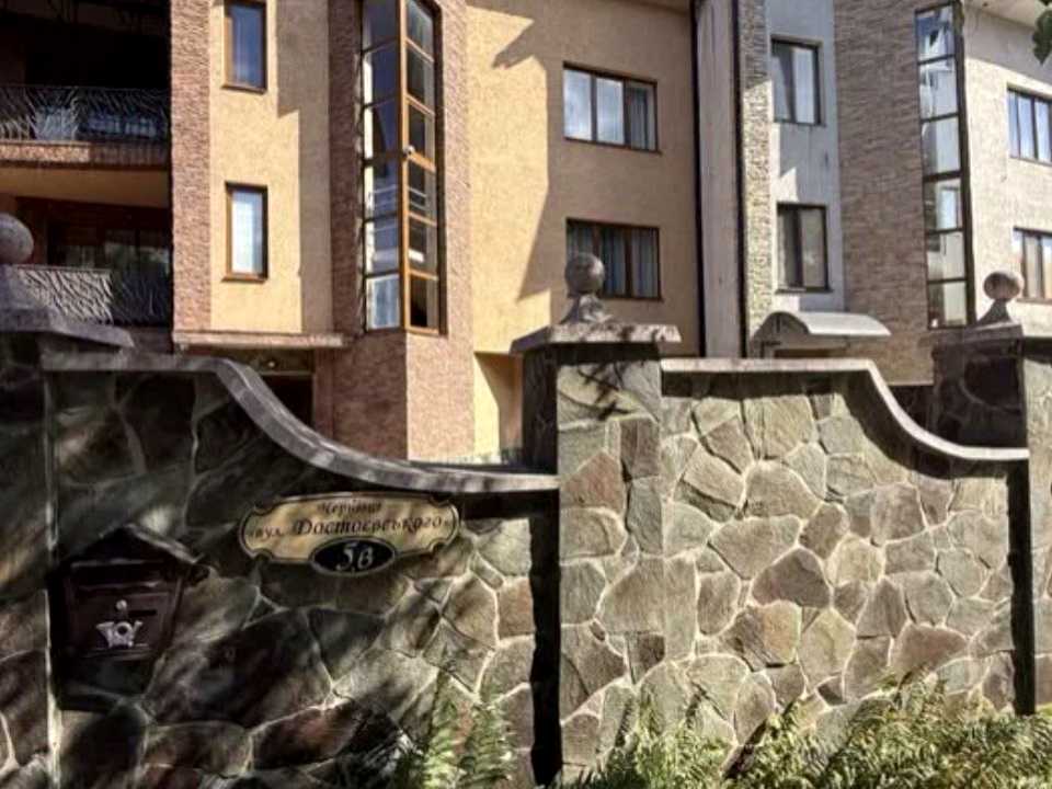 1879734134130449