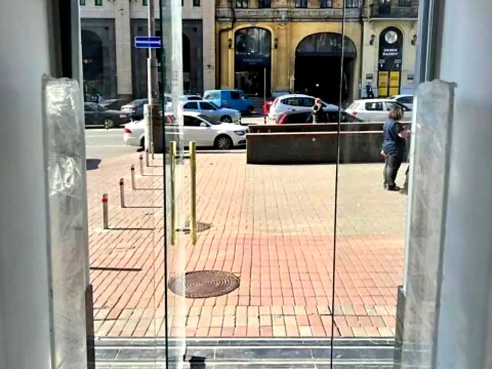 1879734740927132