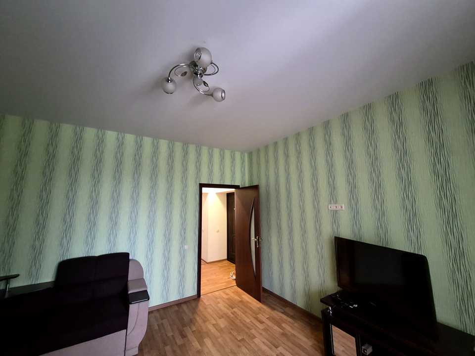 1879737445272924