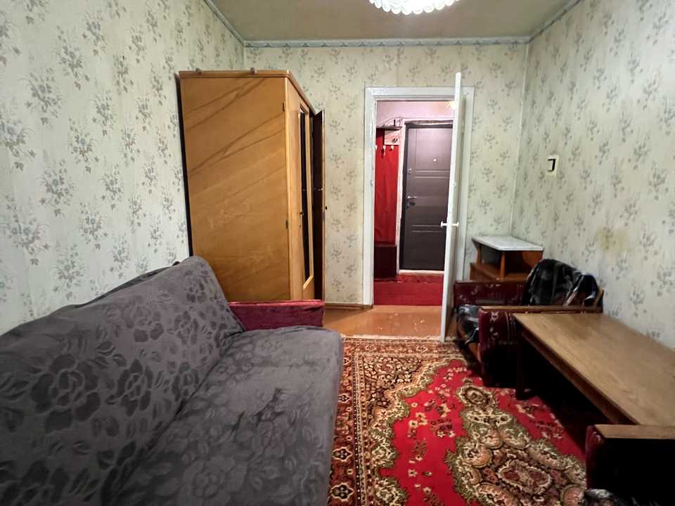 1879737642181897