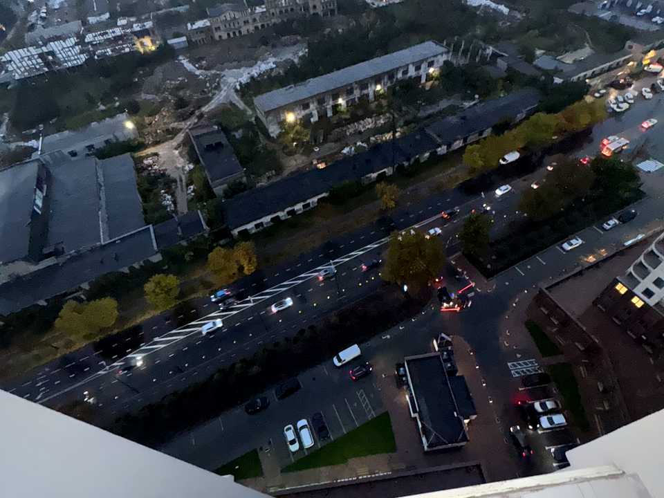 1879739756347132