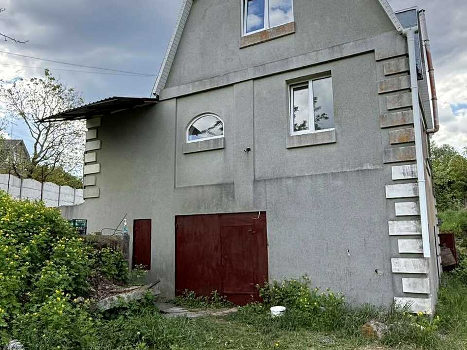 1879744404595999