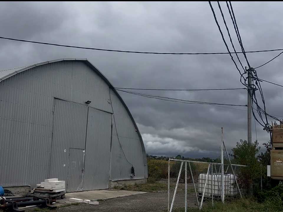 1879774828479349