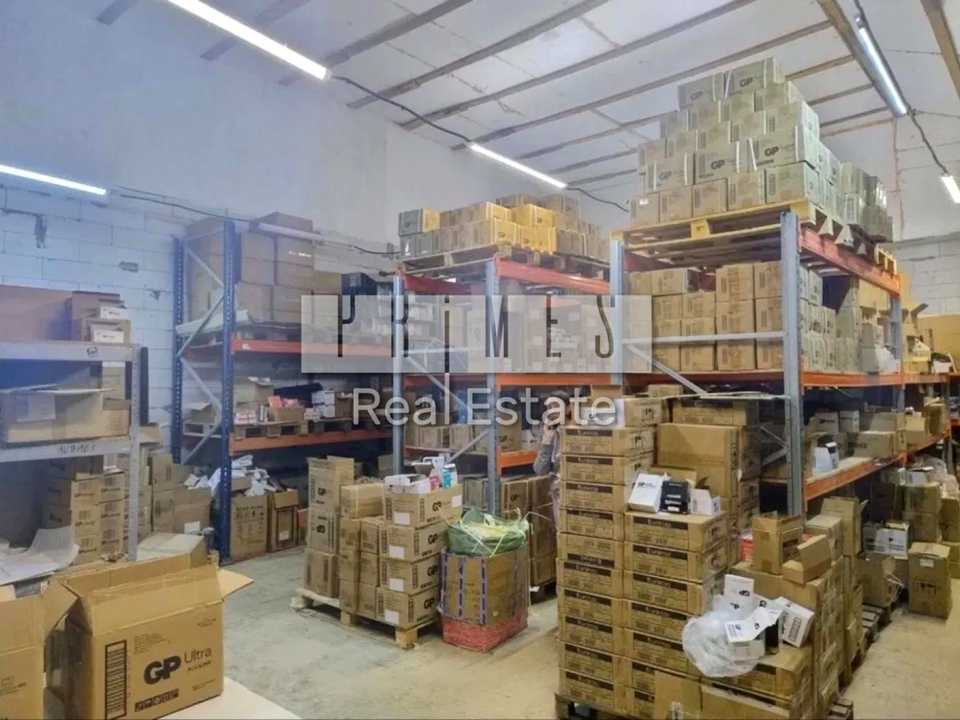 1879826043984957
