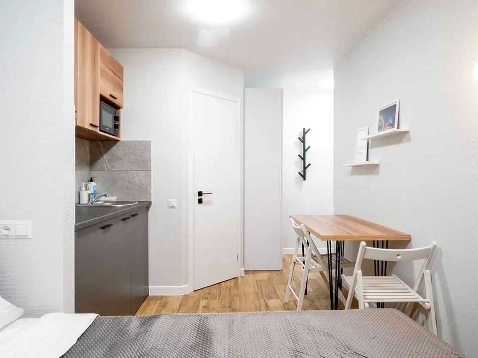 Євгена Коновальця вул. (Щорса), 15 к1