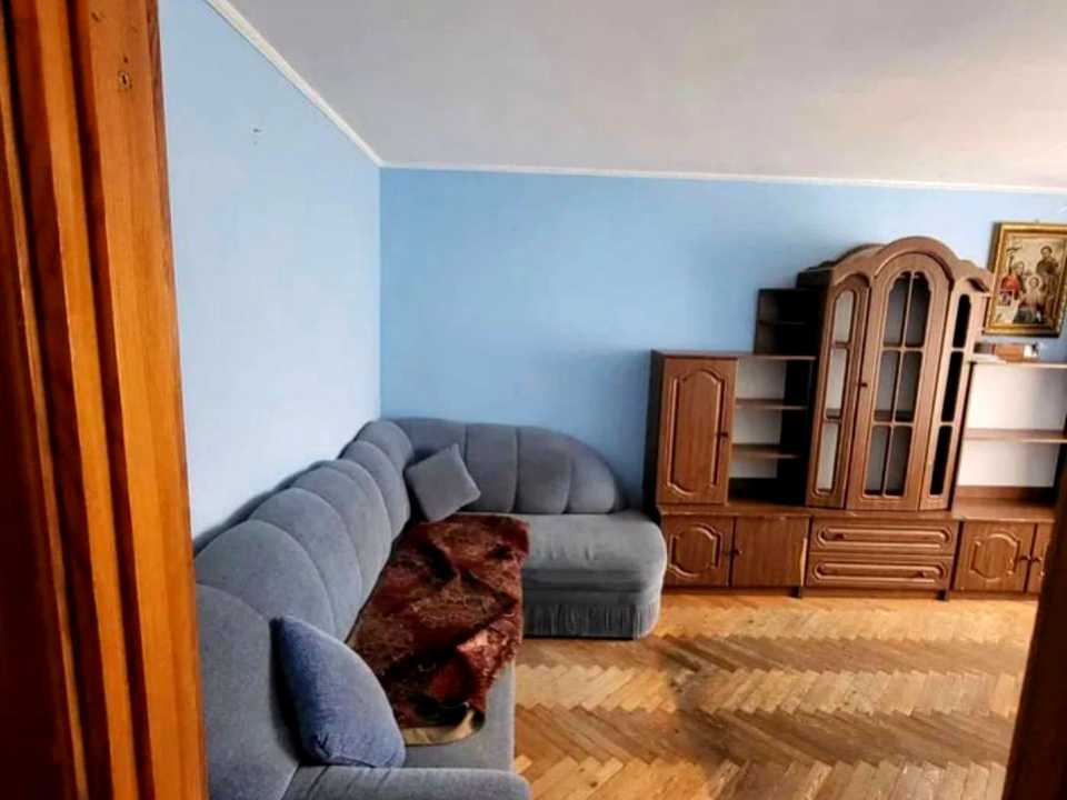 1879843632164584