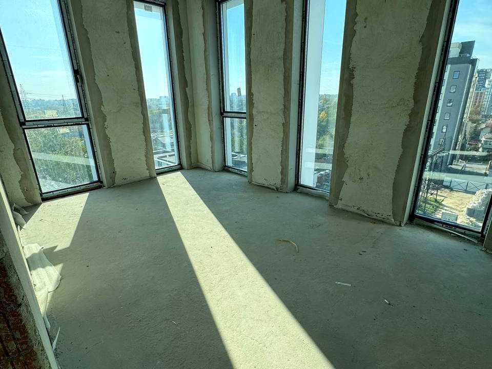1879858533962935