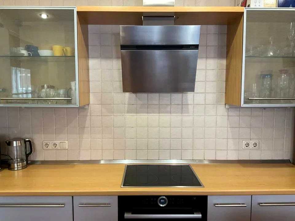 1879873795222670