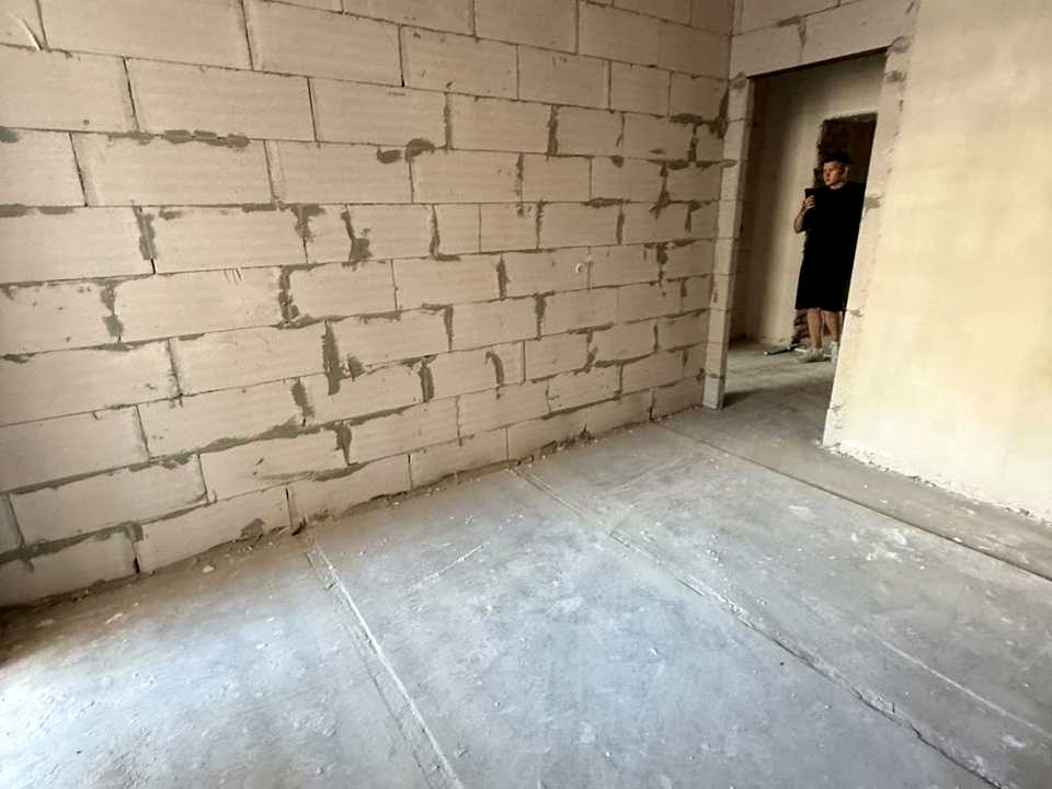 1879910552589737