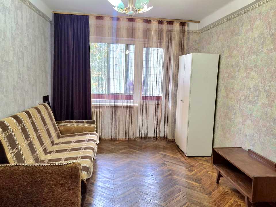 1879936279601745