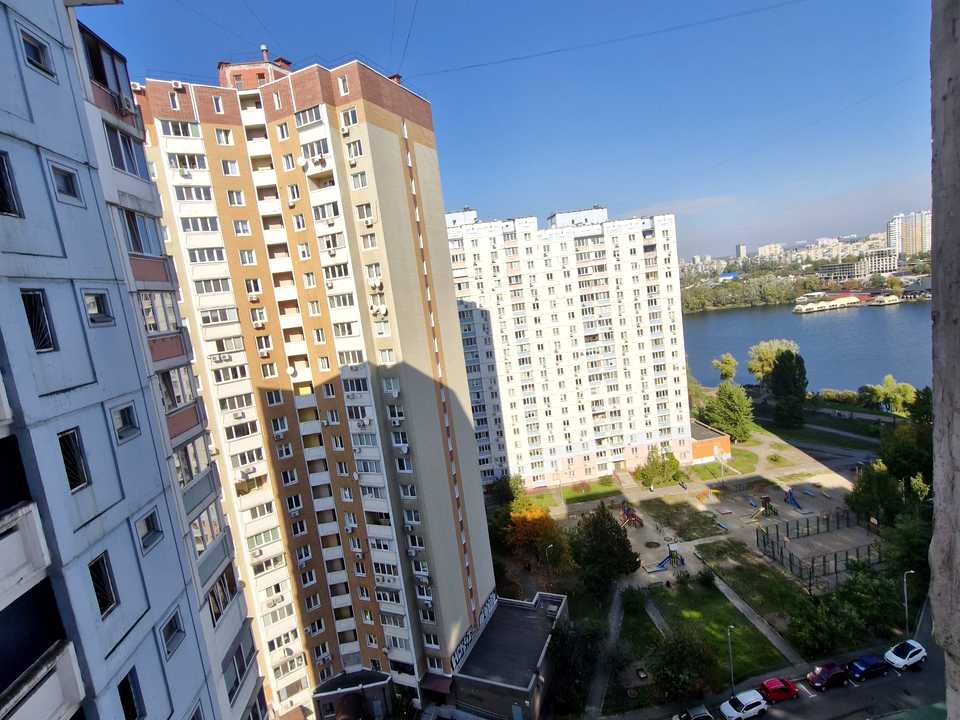 1879964672954288