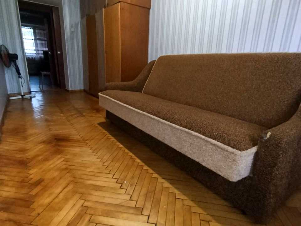 1879999547579669