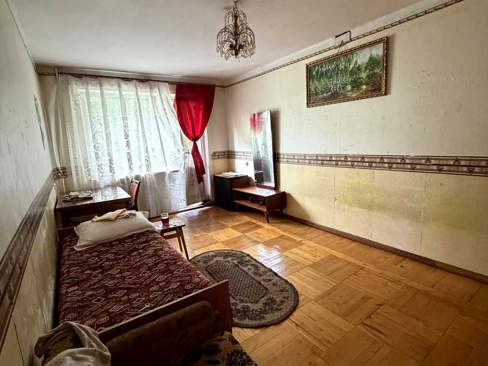 1880004534718137