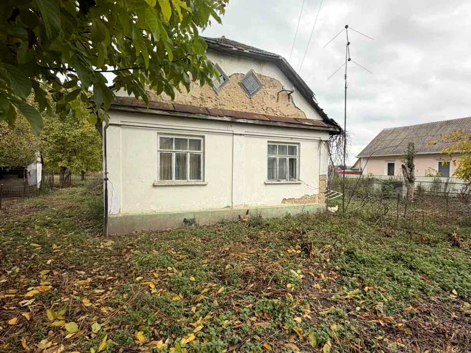 1880011231713919