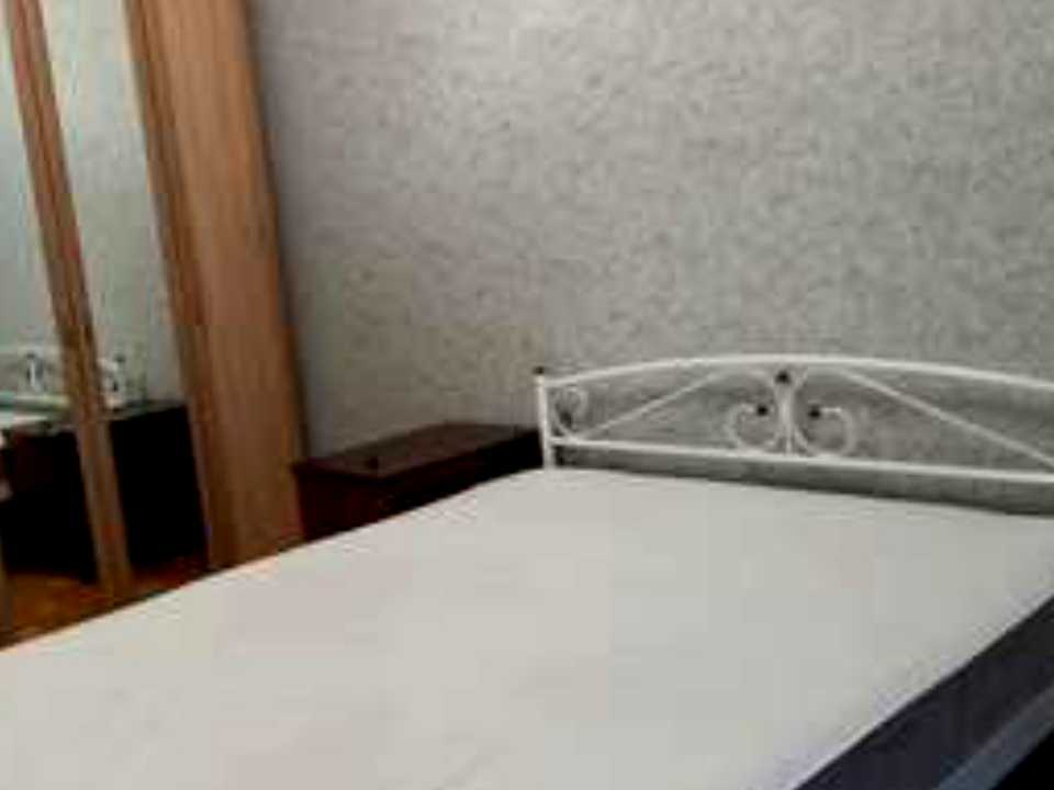 1880038688204928