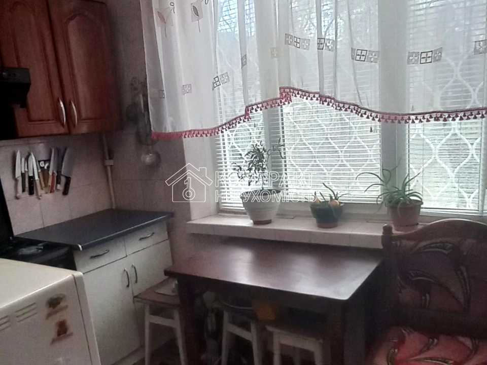 1880108631324941