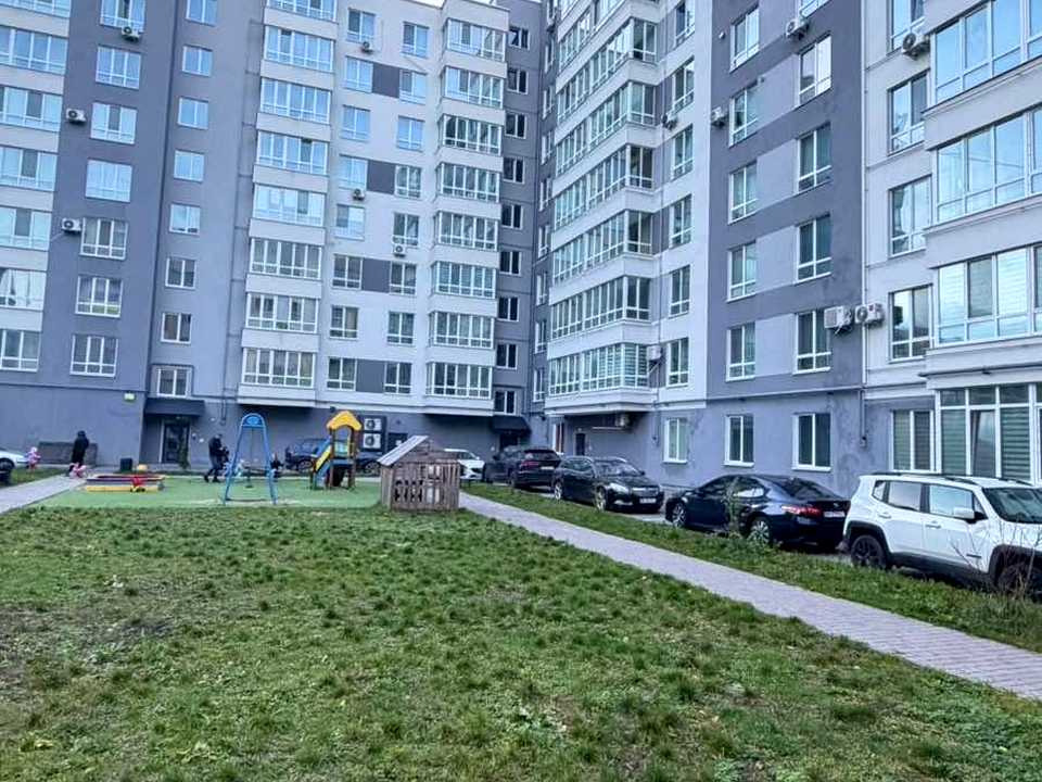 1880122716936062