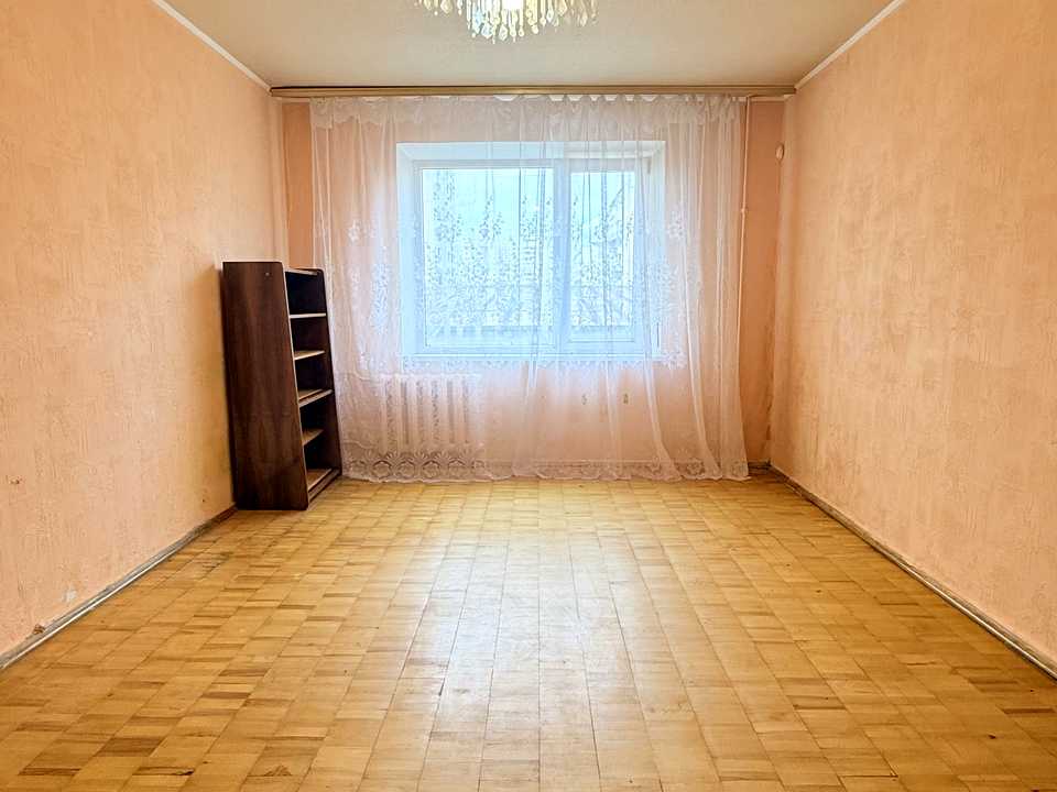 1880185946777023
