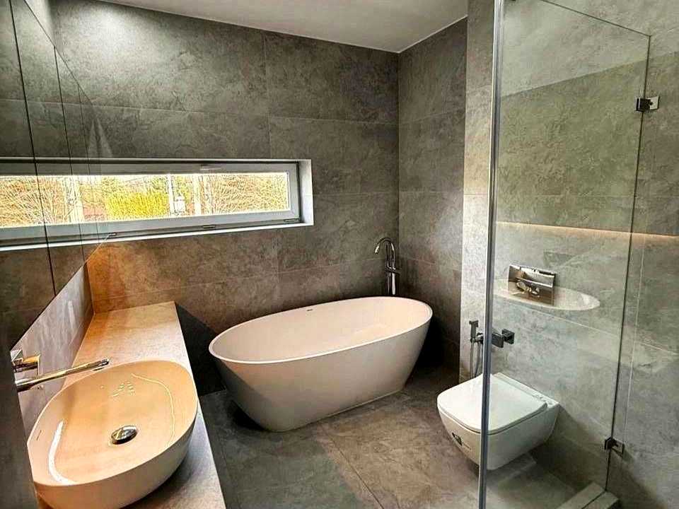 1880189456115023