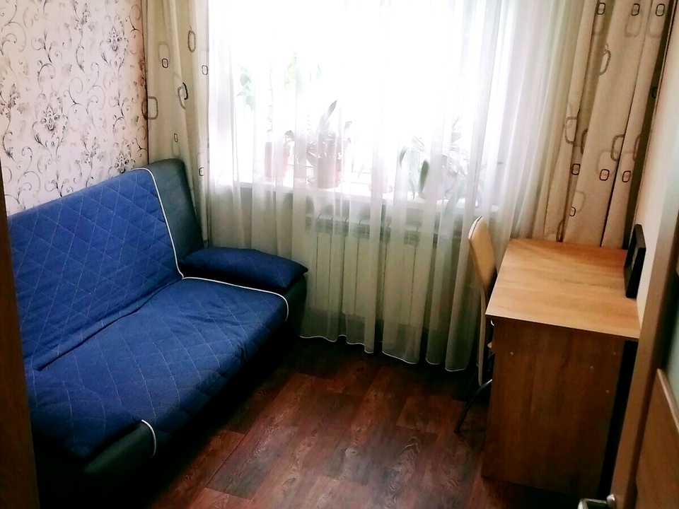 1880193987871153