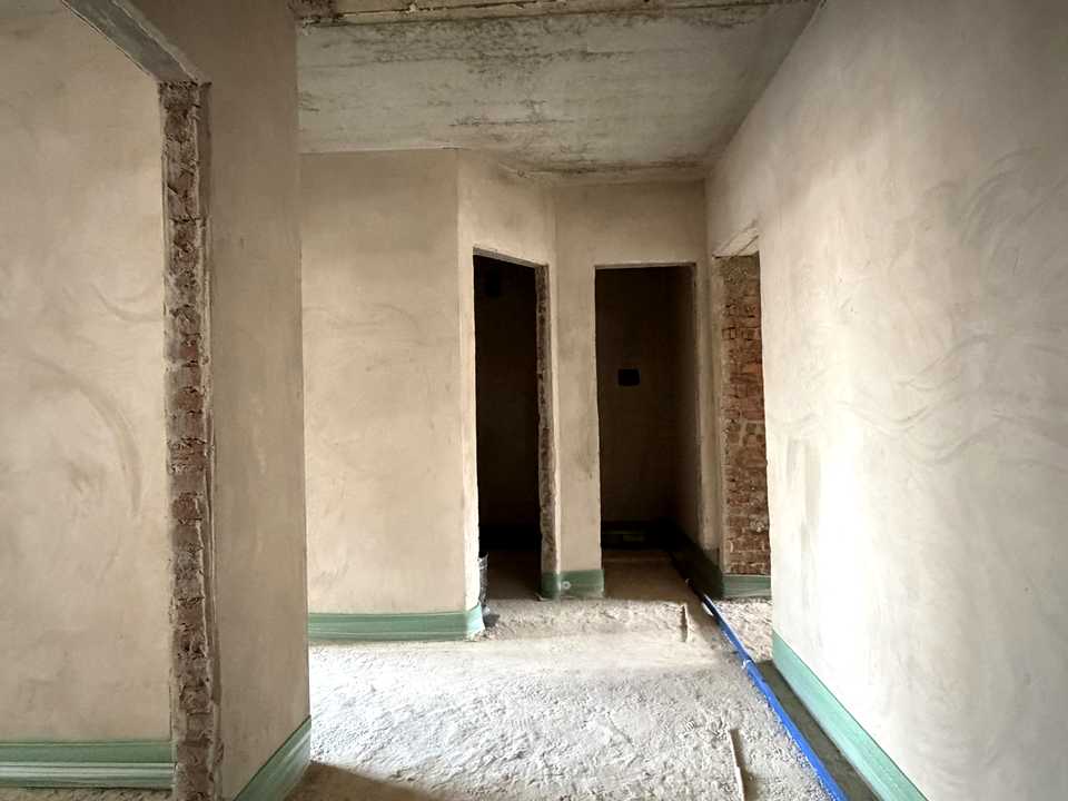 1880376303350807