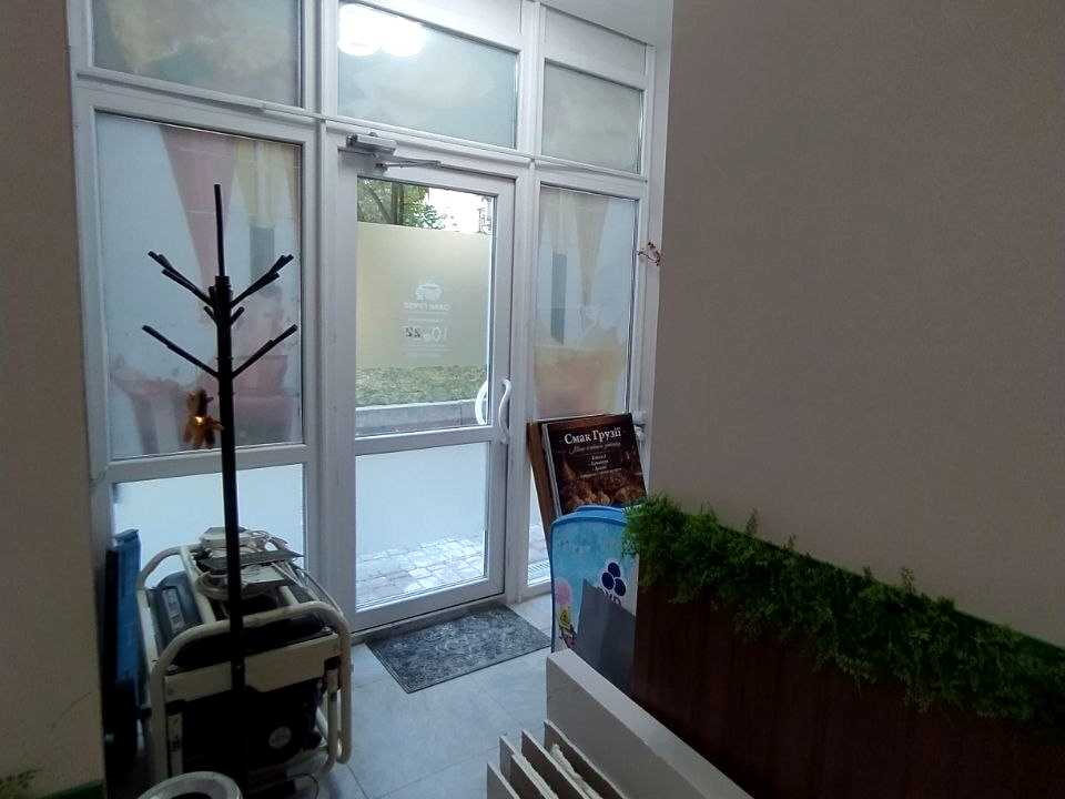1880399674755943