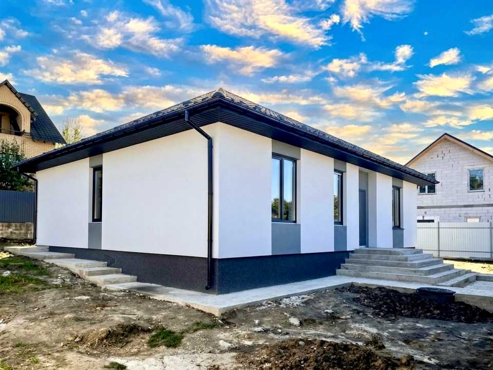 1880413369817625